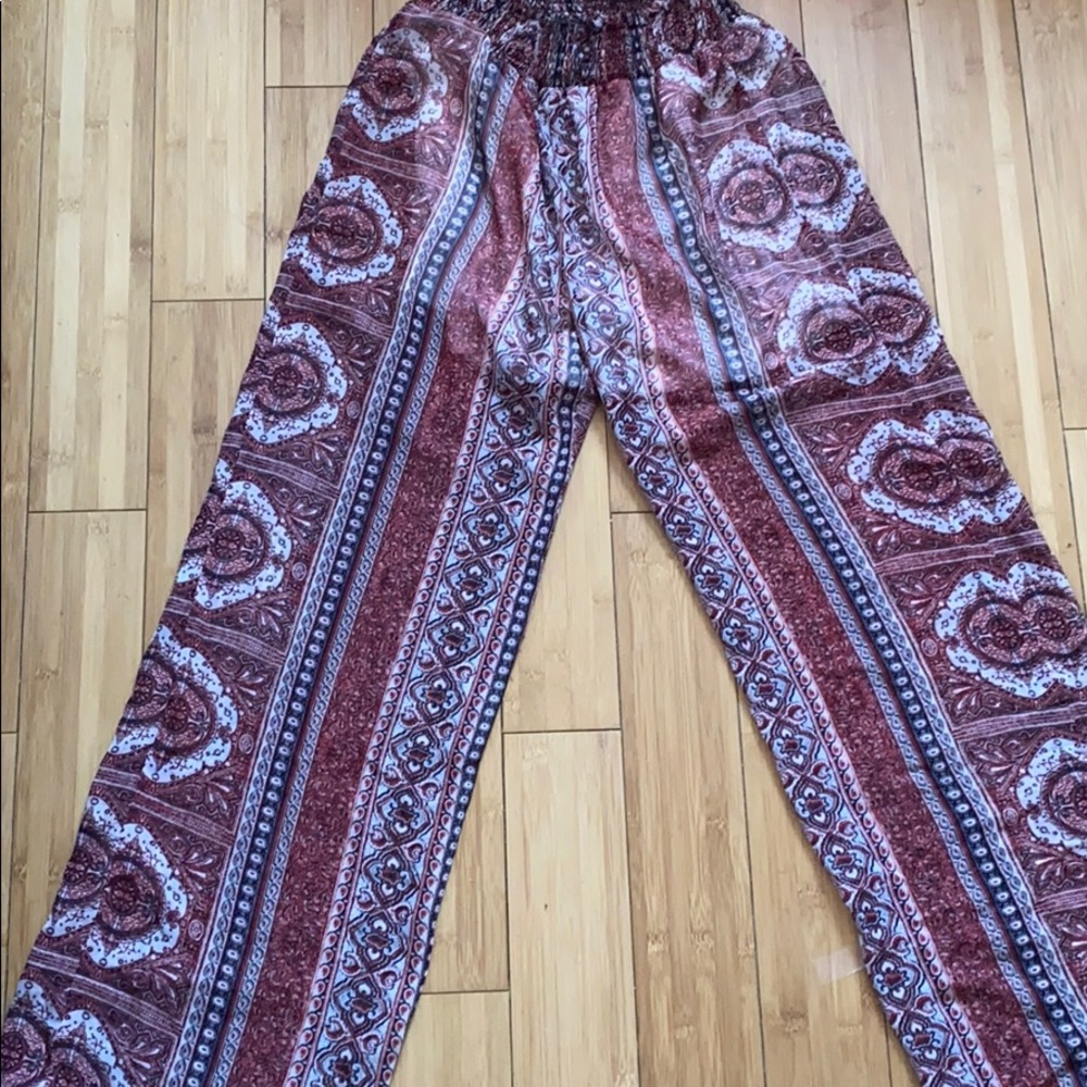 NWOT Love Tree wide leg pants size large mesh